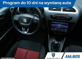 Сеат Leon, об'ємом двигуна 1.2 л та пробігом 194 тис. км за 4320 $, фото 7 на Automoto.ua