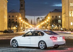 BMW 330 2016 на тест-драйве, фото 7