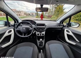 Пежо 208, объемом двигателя 1.2 л и пробегом 64 тыс. км за 5810 $, фото 5 на Automoto.ua