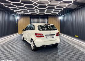 Мерседес Б-класс 2010 в Европе на Automoto.ua Белый Мерседес Б-класс, объемом двигателя 1 л и пробегом 242 тыс. км за 2640 $, фото 3 на Automoto.ua