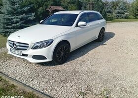 Мерседес Ц-Клас 2014 у Європі на Automoto.ua Білий Мерседес Ц-Клас, об'ємом двигуна 2.14 л та пробігом 210 тис. км за 13076 $, фото 3 на Automoto.ua