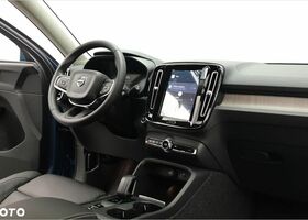 Вольво XC40, объемом двигателя 1.97 л и пробегом 5 тыс. км за 34452 $, фото 19 на Automoto.ua