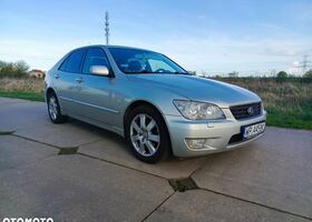 Лексус ИС, объемом двигателя 1.99 л и пробегом 319 тыс. км за 3218 $, фото 1 на Automoto.ua