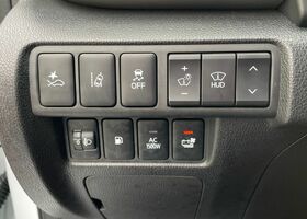 Міцубісі Eclipse Cross 2021 у Європі на Automoto.ua Білий Міцубісі Eclipse Cross, об'ємом двигуна 2.36 л та пробігом 45 тис. км за 30395 $, фото 23 на Automoto.ua