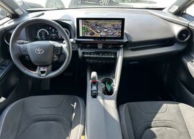 Тойота C-HR 2025 у Європі на Automoto.ua Тойота C-HR, об'ємом двигуна 1.99 л та пробігом 7 тис. км за 42960 $, фото 7 на Automoto.ua