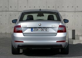 Skoda Octavia 2015 на тест-драйве, фото 7