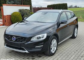 Вольво V60 Cross Country, объемом двигателя 1.97 л и пробегом 190 тыс. км за 17257 $, фото 11 на Automoto.ua