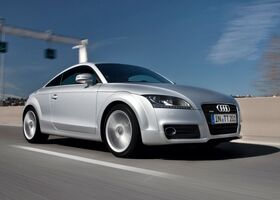 Ауди ТТ, Купе 2010 - н.в. RS Coupe 2,5 TFSI quattro MT (360 Hp)