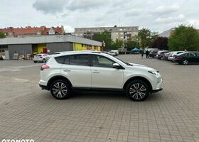 Тойота РАВ 4, объемом двигателя 1.99 л и пробегом 124 тыс. км за 18575 $, фото 8 на Automoto.ua