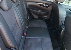 Ниссан Кашкай 2014 в Европе на Automoto.ua Белый Ниссан Кашкай, объемом двигателя 1.46 л и пробегом 202 тыс. км за 9900 $, фото 12 на Automoto.ua