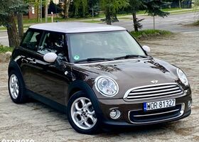 Міні Cooper, об'ємом двигуна 1.6 л та пробігом 158 тис. км за 7754 $, фото 16 на Automoto.ua