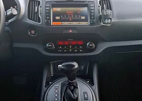 Киа Sportage, объемом двигателя 2 л и пробегом 183 тыс. км за 9590 $, фото 16 на Automoto.ua