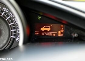 Тойота Версо, объемом двигателя 1.8 л и пробегом 107 тыс. км за 16091 $, фото 21 на Automoto.ua