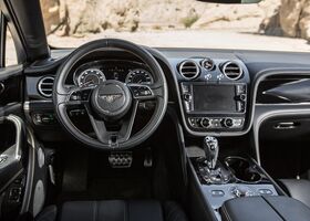 Bentley Bentayga 2017 на тест-драйве, фото 14