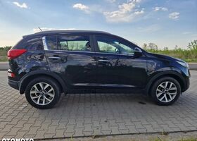 Кіа Sportage, об'ємом двигуна 2 л та пробігом 179 тис. км за 11425 $, фото 4 на Automoto.ua