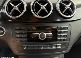 Мерседес Б-класс 2014 в Европе на Automoto.ua Серый Мерседес Б-класс, объемом двигателя 1 л и пробегом 137 тыс. км за 7870 $, фото 12 на Automoto.ua