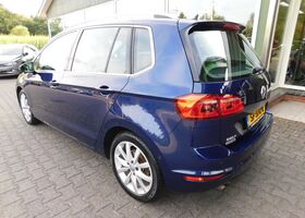 Фольксваген Гольф Спортсван 2017 у Європі на Automoto.ua Синій Фольксваген Гольф Спортсван, об'ємом двигуна 1.4 л та пробігом 146 тис. км за 17481 $, фото 7 на Automoto.ua