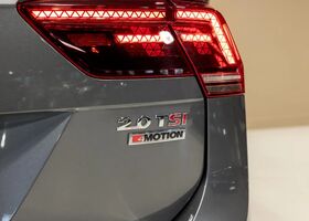 Фольксваген Tiguan Allspace 2020 в Европе на Automoto.ua Серый Фольксваген Tiguan Allspace, объемом двигателя 1.98 л и пробегом 118 тыс. км за 41949 $, фото 13 на Automoto.ua