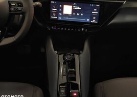 Альфа Ромео Джуніор 2025 у Європі на Automoto.ua Чорний Альфа Ромео Джуніор, об'ємом двигуна 1 л та пробігом 1 тис. км за 28330 $, фото 11 на Automoto.ua