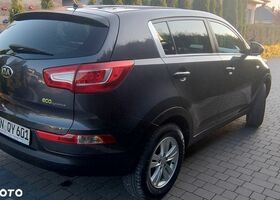 Кіа Sportage, об'ємом двигуна 1.59 л та пробігом 152 тис. км за 11447 $, фото 7 на Automoto.ua