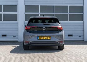 Фольксваген ID.3 2025 в Европе на Automoto.ua Серый Фольксваген ID.3, объемом двигателя 0 л и пробегом 5 тыс. км за 47119 $, фото 8 на Automoto.ua