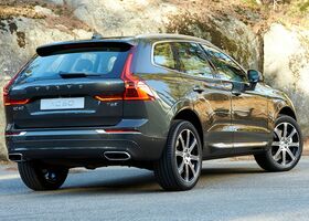 Volvo XC60 2018 на тест-драйве, фото 4