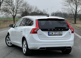 Вольво B60, объемом двигателя 2.4 л и пробегом 172 тыс. км за 12851 $, фото 5 на Automoto.ua