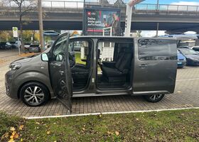 Тойота Proace Verso 2019 у Європі на Automoto.ua Тойота Proace Verso, об'ємом двигуна 2 л та пробігом 139 тис. км за 16900 $, фото 19 на Automoto.ua