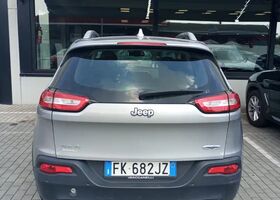 Джип Чероки 2017 в Европе на Automoto.ua Серый Джип Чероки, объемом двигателя 2.18 л и пробегом 152 тыс. км за 12690 $, фото 1 на Automoto.ua