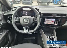 Альфа Ромео Джуниор 2025 в Европе на Automoto.ua Синий Альфа Ромео Джуниор, объемом двигателя 1 л и пробегом 7 тыс. км за 31693 $, фото 17 на Automoto.ua