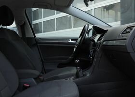 Фольксваген Гольф 2013 у Європі на Automoto.ua Чорний Фольксваген Гольф, об'ємом двигуна 1.2 л та пробігом 189 тис. км за 9060 $, фото 10 на Automoto.ua