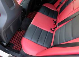 Мерседес Ц-Класс 2011 в Европе на Automoto.ua Белый Мерседес Ц-Класс, объемом двигателя 6.21 л и пробегом 28 тыс. км за 54480 $, фото 15 на Automoto.ua