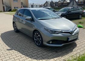 Тойота Аурис, объемом двигателя 1.8 л и пробегом 148 тыс. км за 14233 $, фото 7 на Automoto.ua