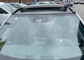 Міцубісі Eclipse Cross 2021 у Європі на Automoto.ua Білий Міцубісі Eclipse Cross, об'ємом двигуна 2.36 л та пробігом 45 тис. км за 30395 $, фото 22 на Automoto.ua