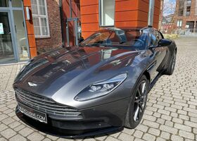 Сірий Астон Мартін DB11, об'ємом двигуна 5.2 л та пробігом 34 тис. км за 150592 $, фото 16 на Automoto.ua