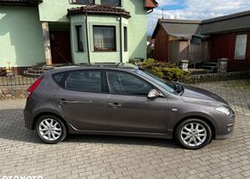 Хендай i30, объемом двигателя 1.58 л и пробегом 179 тыс. км за 4082 $, фото 5 на Automoto.ua