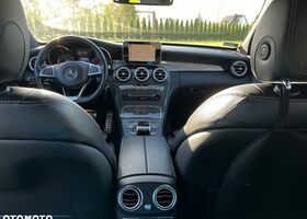 Мерседес Ц-Клас 2015 у Європі на Automoto.ua Мерседес Ц-Клас, об'ємом двигуна 2.14 л та пробігом 189 тис. км за 79500 $, фото 14 на Automoto.ua