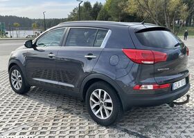 Кіа Sportage, об'ємом двигуна 1.59 л та пробігом 153 тис. км за 11123 $, фото 6 на Automoto.ua