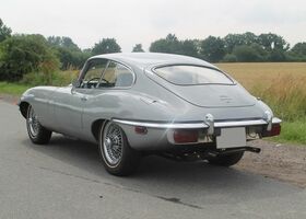 Сірий Ягуар E-Type, об'ємом двигуна 4.24 л та пробігом 24 тис. км за 74326 $, фото 4 на Automoto.ua