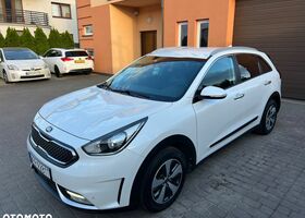 Киа Niro, объемом двигателя 1.58 л и пробегом 149 тыс. км за 12959 $, фото 12 на Automoto.ua