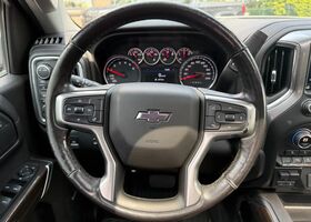 Шевроле Сильверадо 2021 в Европе на Automoto.ua Серый Шевроле Сильверадо, объемом двигателя 3 л и пробегом 148 тыс. км за 48792 $, фото 8 на Automoto.ua