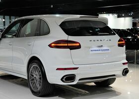 Білий Порше Cayenne, об'ємом двигуна 2.97 л та пробігом 76 тис. км за 52152 $, фото 7 на Automoto.ua