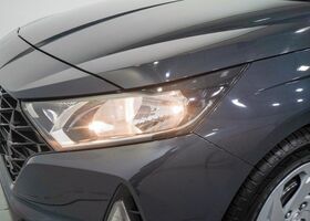Хендай і20 2022 у Європі на Automoto.ua Синій Хендай і20, об'ємом двигуна 1 л та пробігом 72 тис. км за 16908 $, фото 9 на Automoto.ua