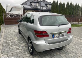 Мерседес Б-клас 2009 у Європі на Automoto.ua Мерседес Б-клас, об'ємом двигуна 1 л та пробігом 204 тис. км за 4335 $, фото 34 на Automoto.ua