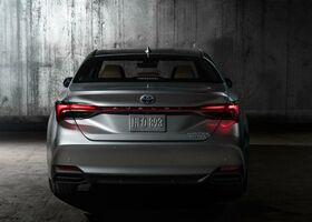 Toyota Avalon 2019 на тест-драйві, фото 4