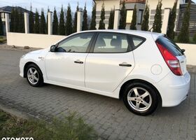 Хендай i30, об'ємом двигуна 1.4 л та пробігом 183 тис. км за 4082 $, фото 5 на Automoto.ua