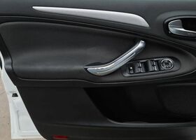 Форд С-Макс, об'ємом двигуна 2 л та пробігом 190 тис. км за 4644 $, фото 9 на Automoto.ua