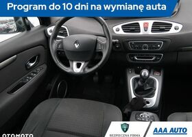 Рено Сценик, объемом двигателя 1.4 л и пробегом 169 тыс. км за 4752 $, фото 7 на Automoto.ua