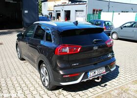 Кіа Niro, об'ємом двигуна 1.58 л та пробігом 182 тис. км за 12873 $, фото 29 на Automoto.ua