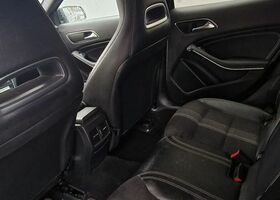 Мерседес ГЛА-Класс 2017 в Европе на Automoto.ua Черный Мерседес ГЛА-Класс, объемом двигателя 1 л и пробегом 120 тыс. км за 81000 $, фото 16 на Automoto.ua